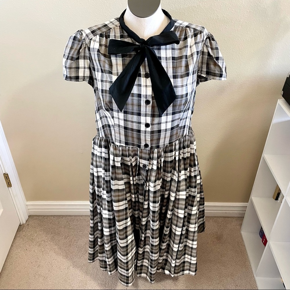 Unique Vintage Plus Size 1950s Style Grey Plaid Button Up Swing Dress - 1X/16